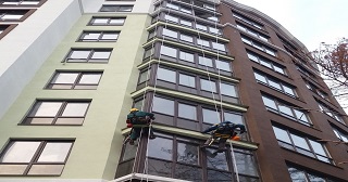 Установка крыши на балкон Алексин цена от 1028 руб. м/2.